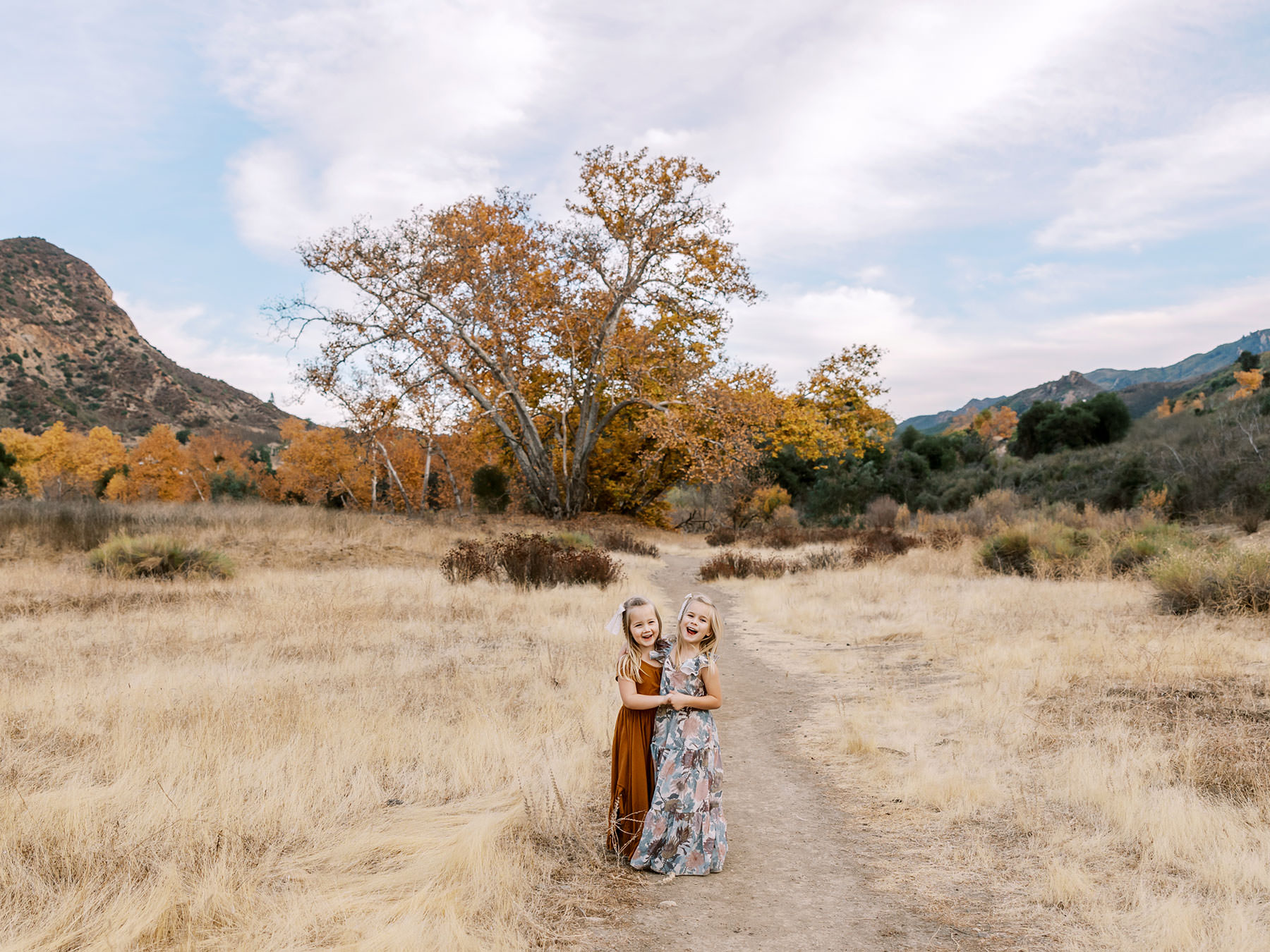 Malibu family photographer capturing natural fall family photos during golden hour.